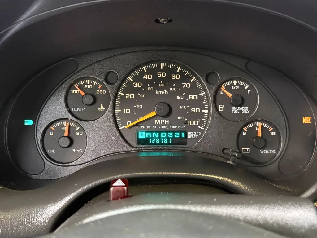 GMC Sonoma photo 18