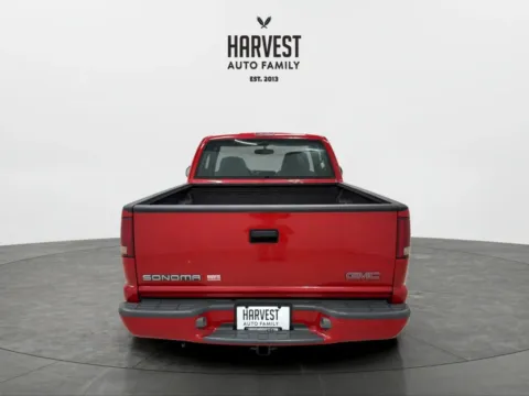 More photos of 1999 GMC Sonoma Extended Cab Short Bed at Harvest Auto Family, NE