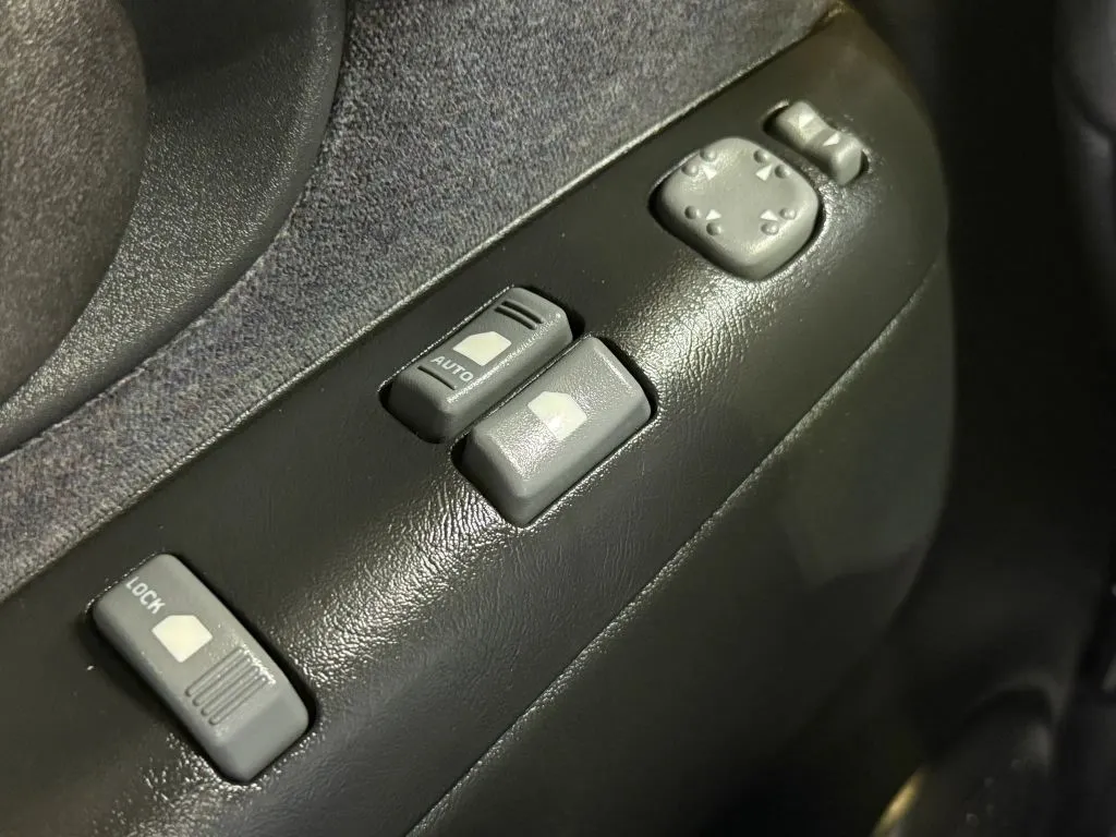 GMC Sonoma photo 22