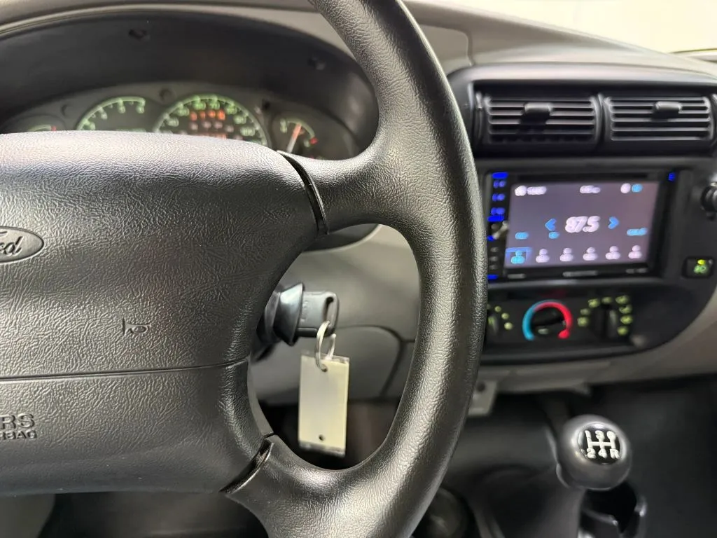 Ford Ranger photo 26