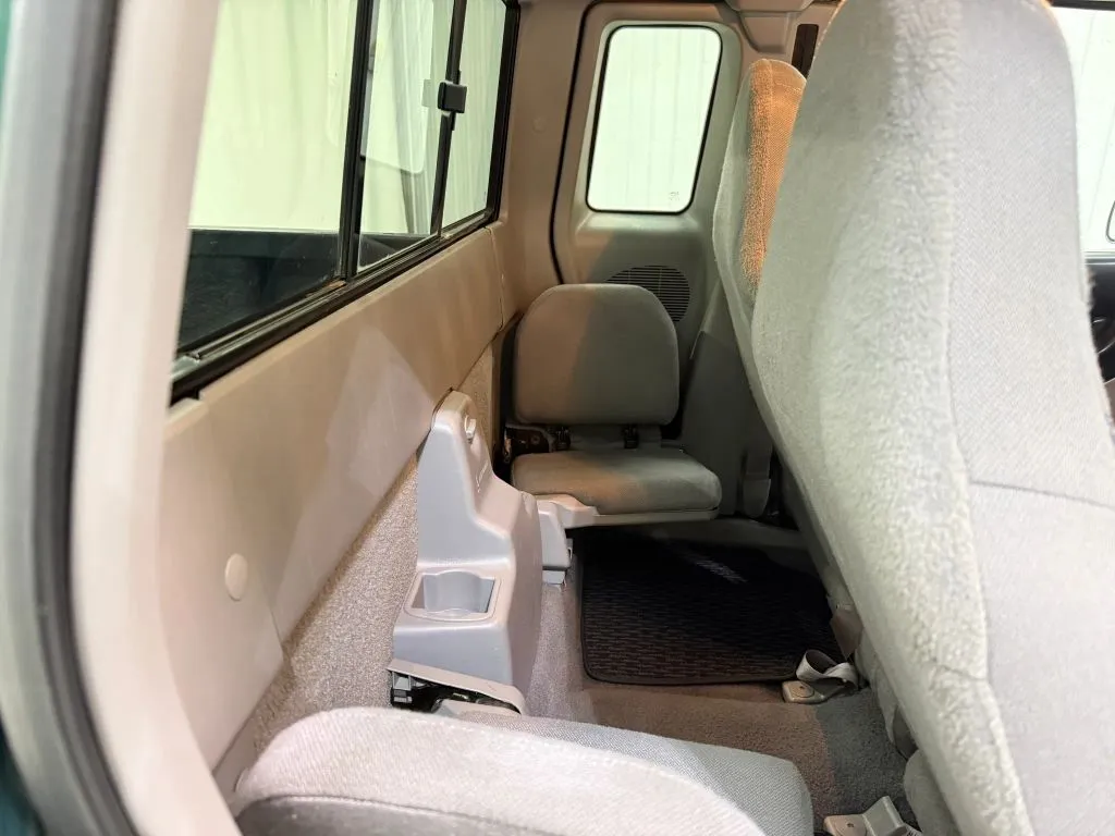 Ford Ranger photo 17
