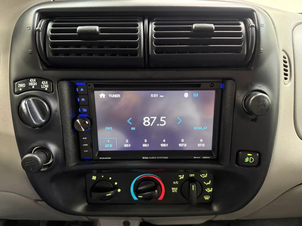 Ford Ranger photo 20