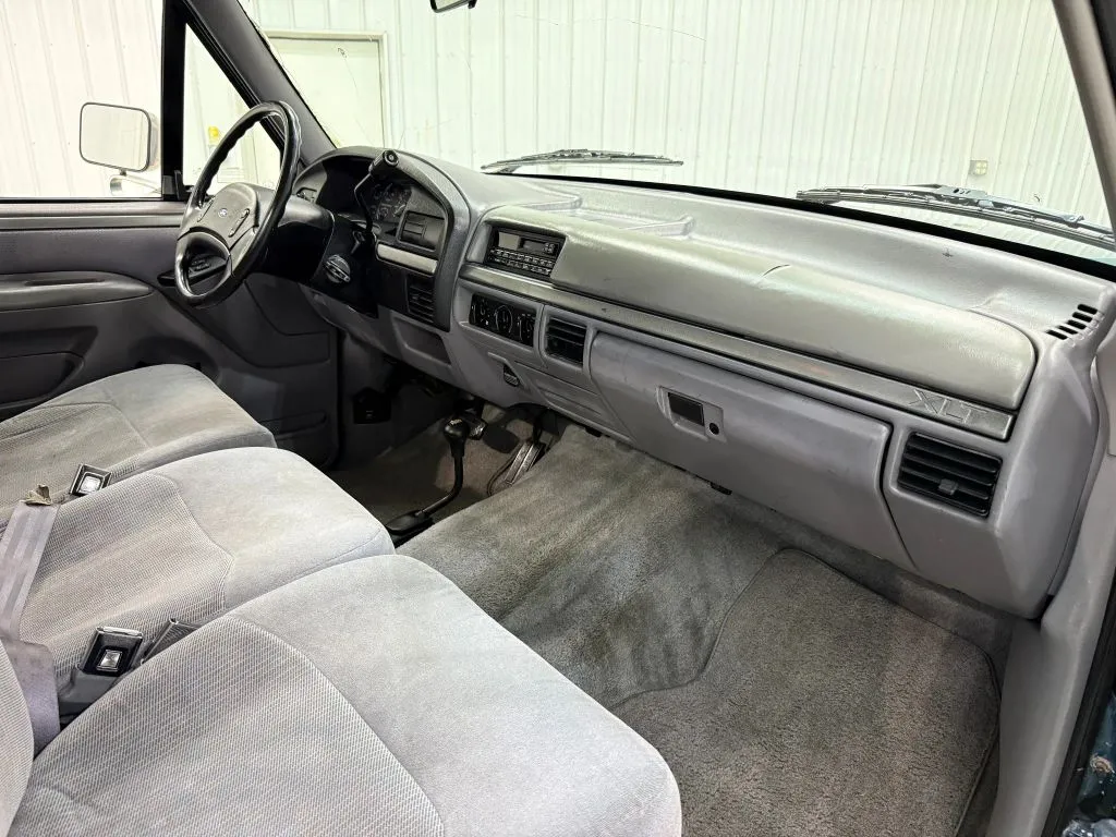 Ford F-250 photo 13