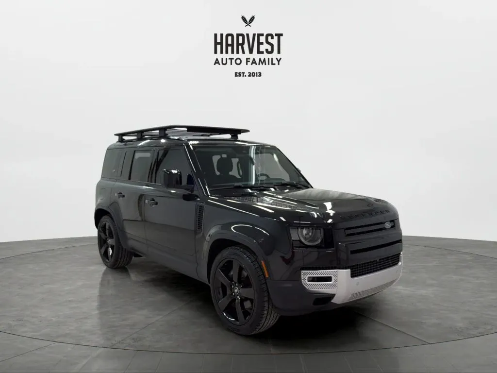 Land Rover Defender photo 10