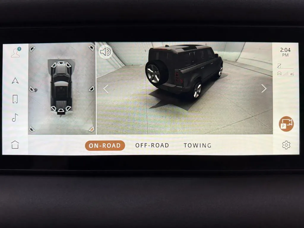 Land Rover Defender photo 28