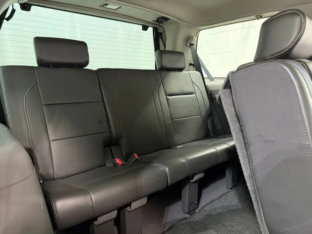 Nissan Armada photo 24