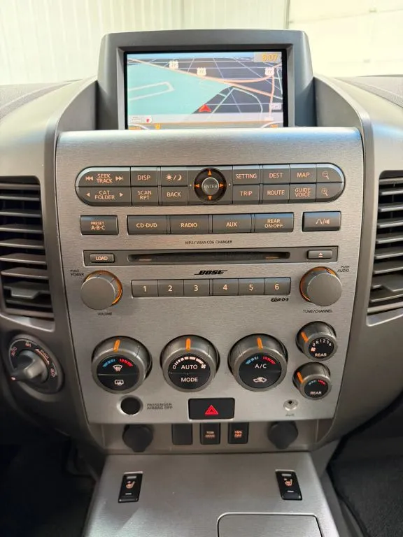 Nissan Armada photo 29