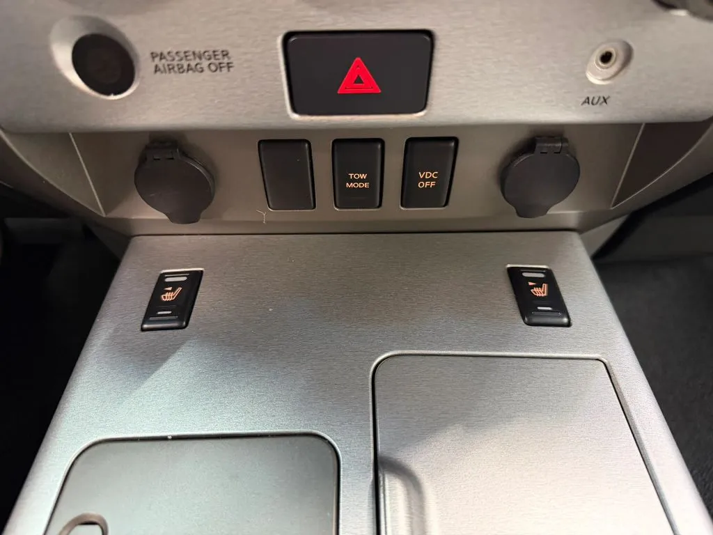 Nissan Armada photo 33