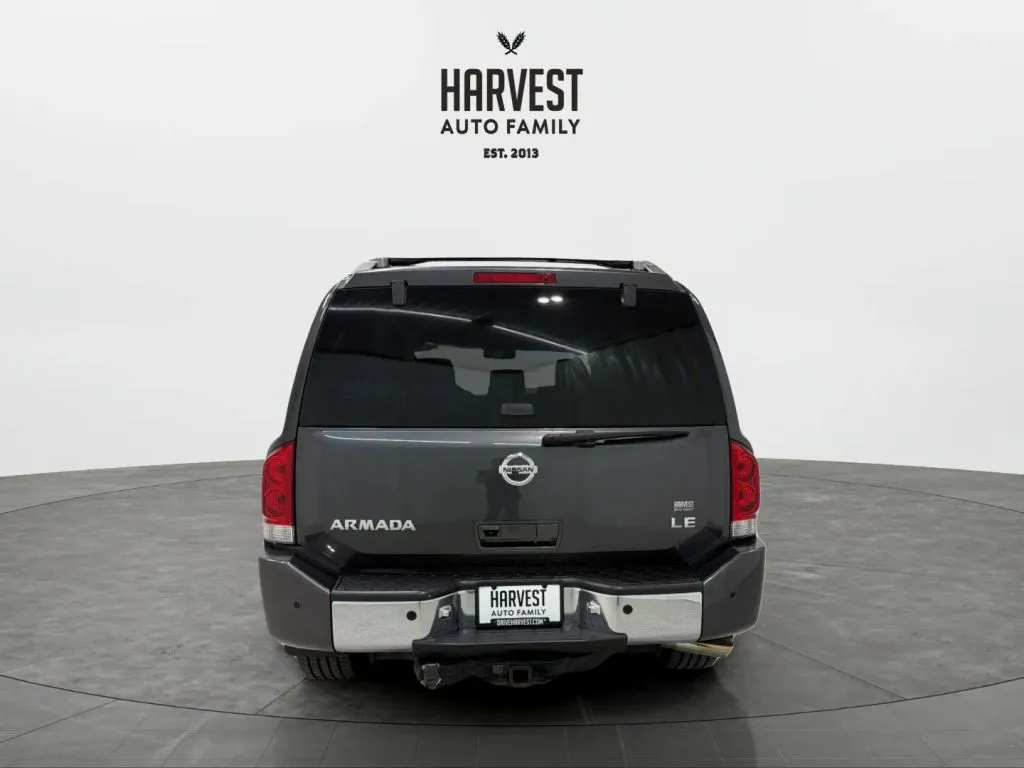 Nissan Armada photo 5