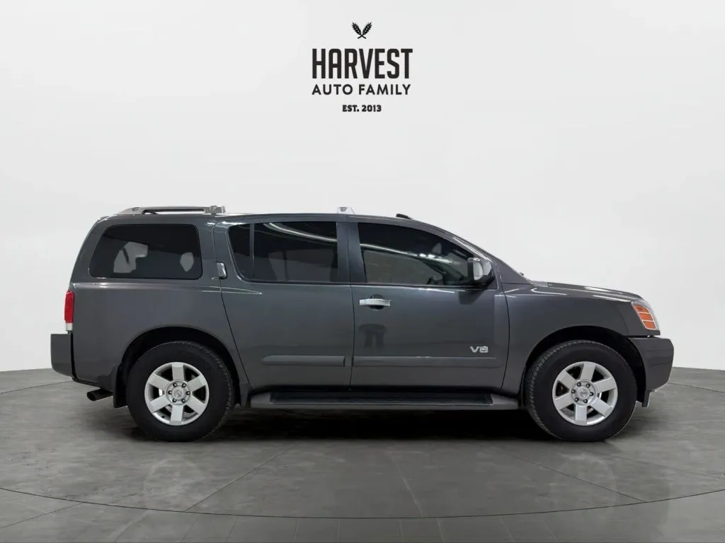 Nissan Armada photo 8