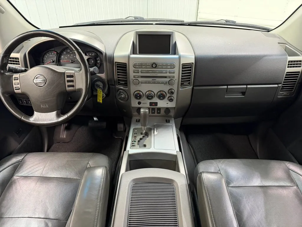 Nissan Armada photo 13