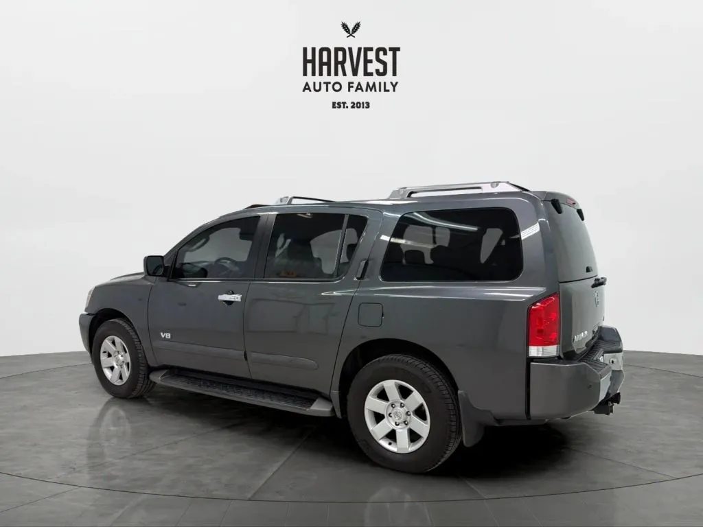 Nissan Armada photo 3