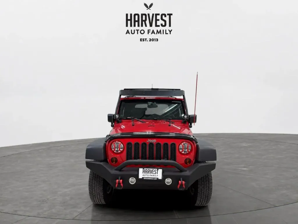 Jeep Wrangler photo 11