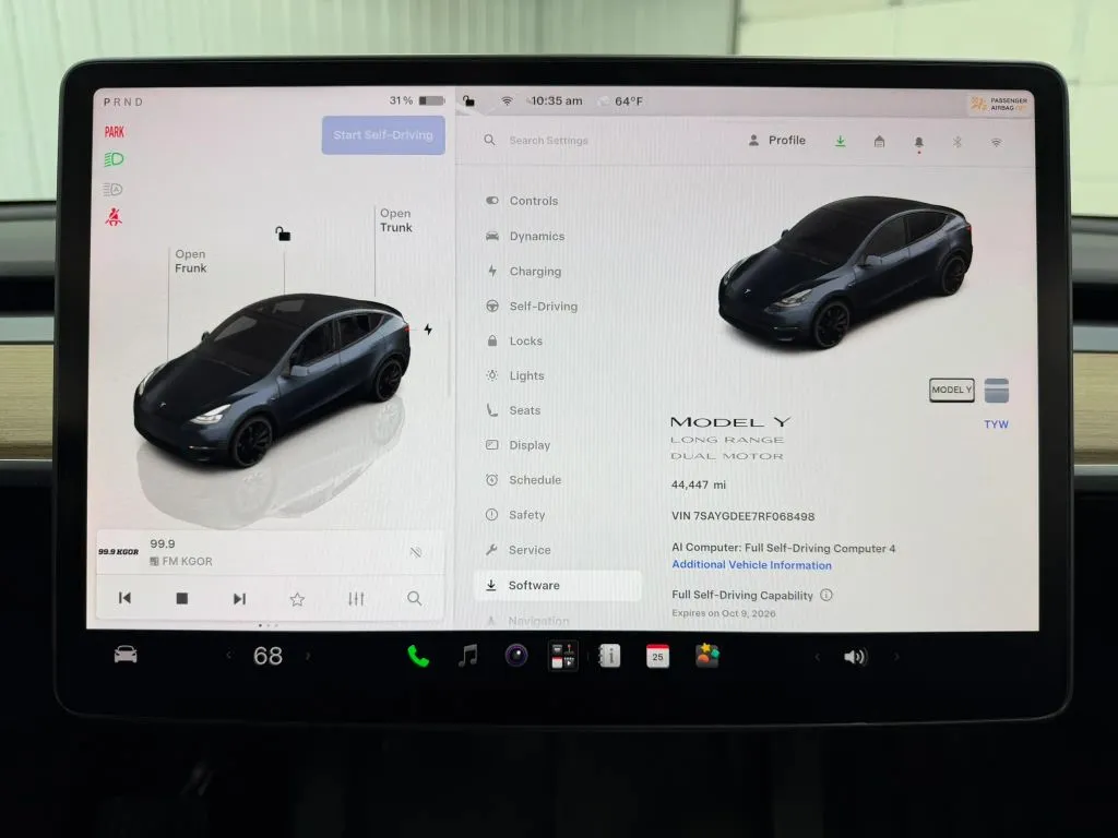 Tesla Model Y photo 23