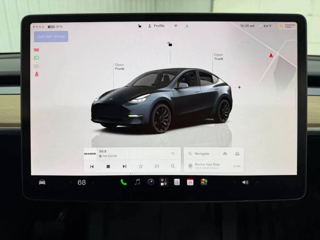 Tesla Model Y photo 22