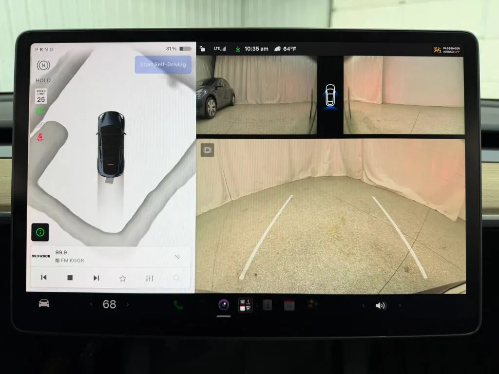 Tesla Model Y photo 26