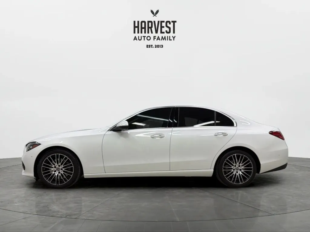Mercedes-Benz C-Class photo 2