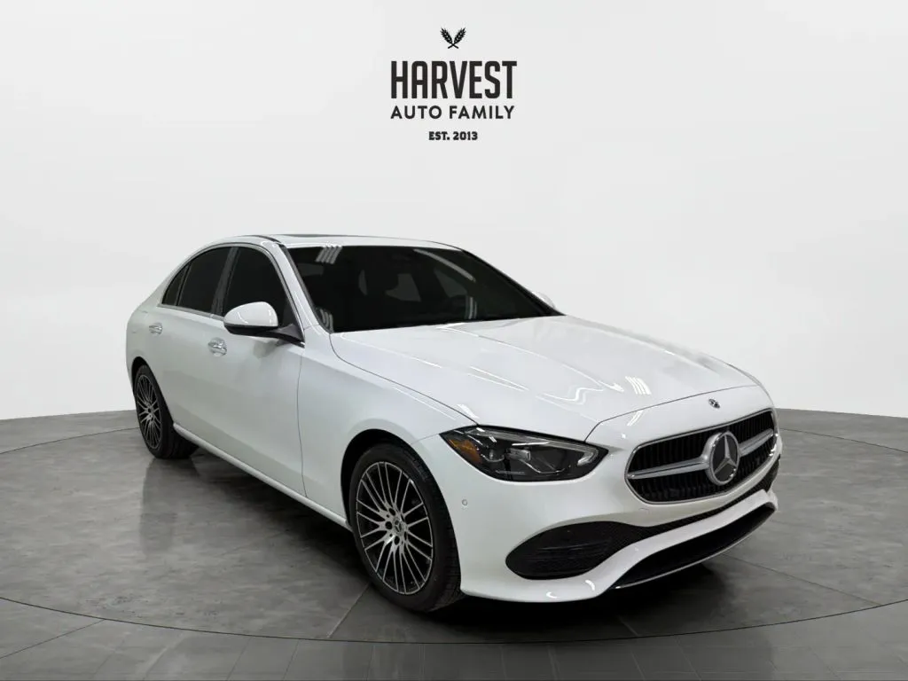 Mercedes-Benz C-Class photo 10