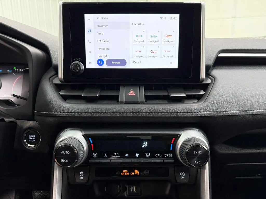 Toyota RAV4 photo 22