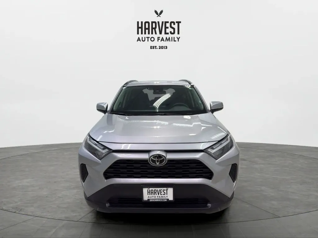 Toyota RAV4 photo 11