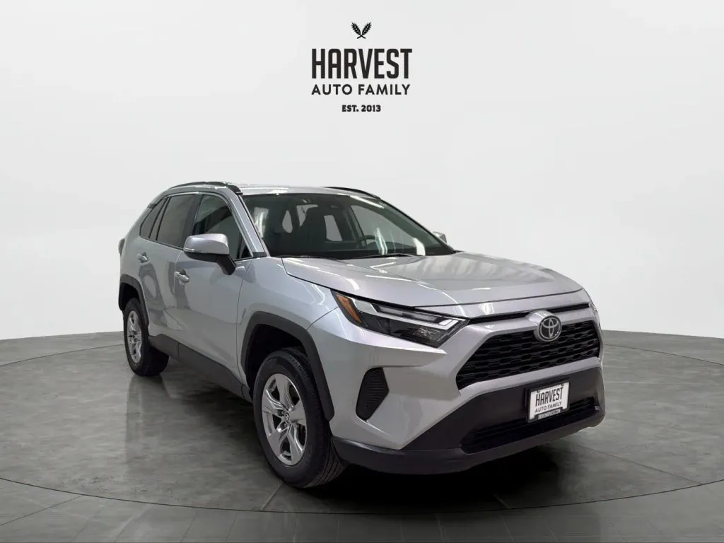 Toyota RAV4 photo 10