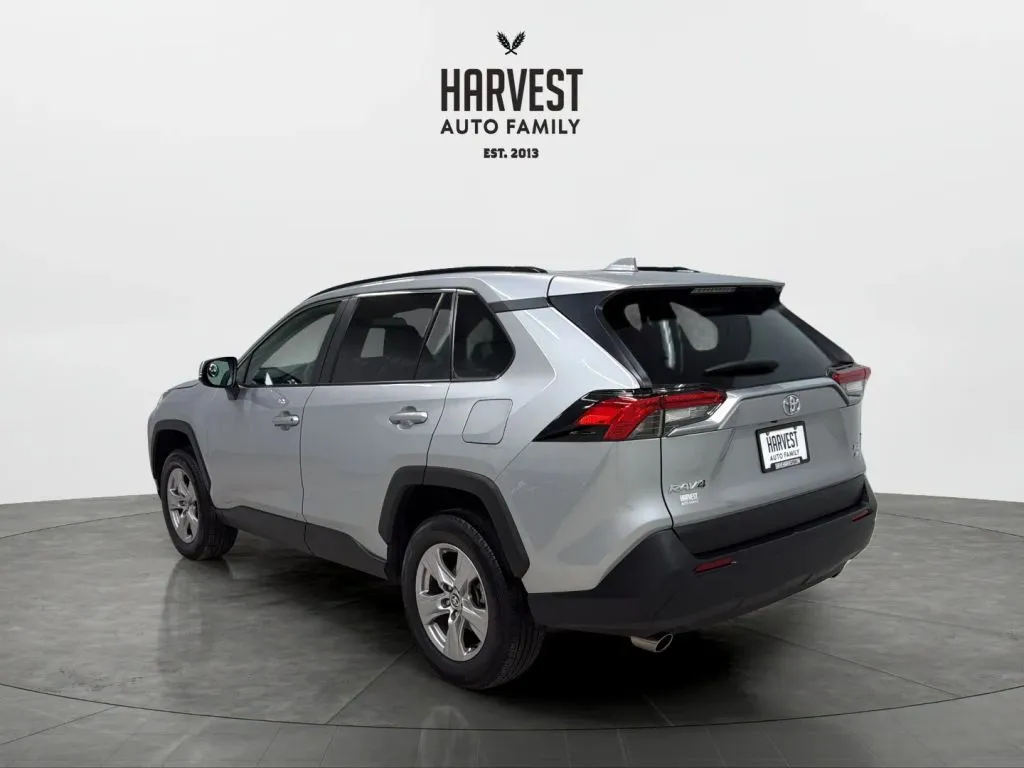 Toyota RAV4 photo 4