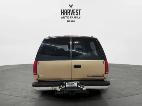 More photos of 1999 Chevrolet Suburban 1500 Sport Utility at Harvest Auto Family, NE