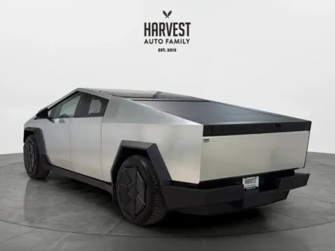 More photos of 2024 Tesla Cybertruck All-Wheel Drive Pickup 4D 6 ft at Harvest Auto Family, NE
