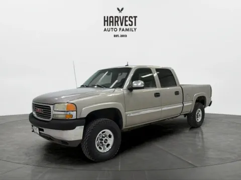 Gold 2002 GMC Sierra 2500 HD Crew Cab Short Bed for sale in Wahoo, NE