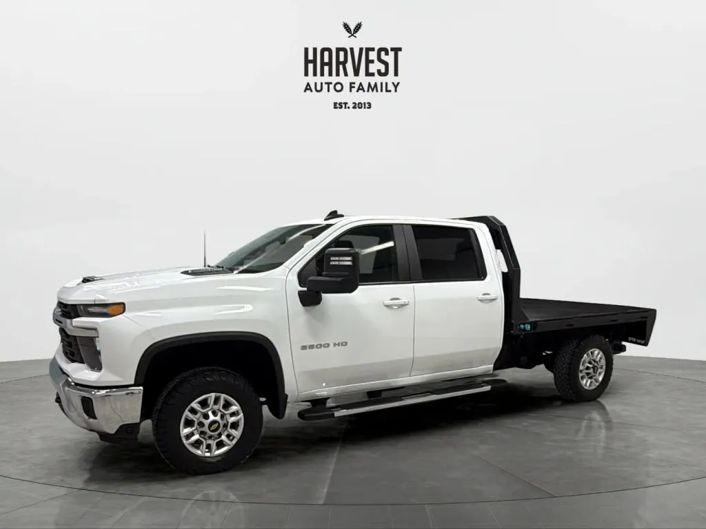 White 2024 Chevrolet Silverado 2500 HD Crew Cab LT Pickup 4D 8 ft for sale in Wahoo, NE