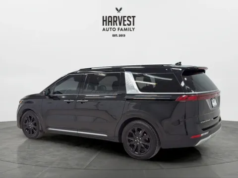 Another view of 2022 Kia Carnival SX Minivan 4D for sale in Wahoo, NE at Harvest Auto Family