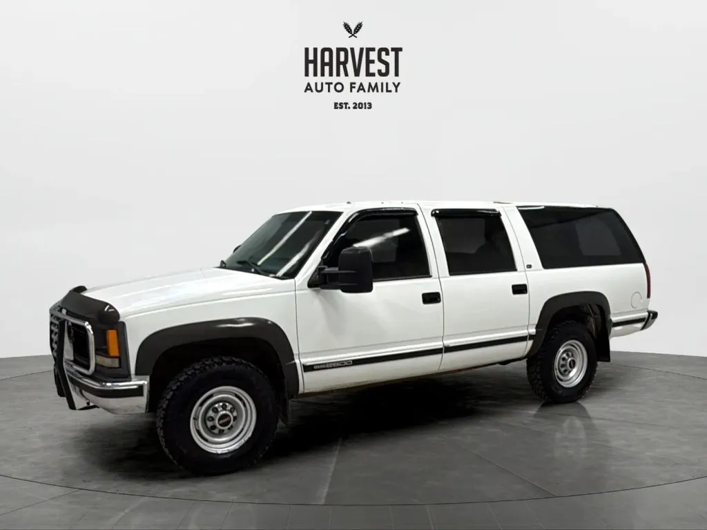 White 1999 GMC Suburban 2500 Sport Utility for sale in Wahoo, NE