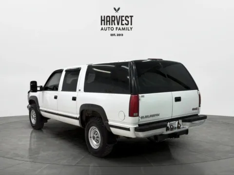 More photos of 1999 GMC Suburban 2500 Sport Utility at Harvest Auto Family, NE