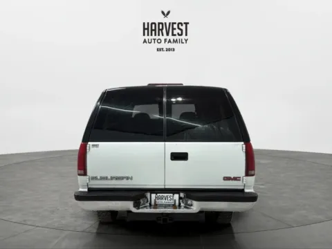 More photos of 1999 GMC Suburban 2500 Sport Utility at Harvest Auto Family, NE