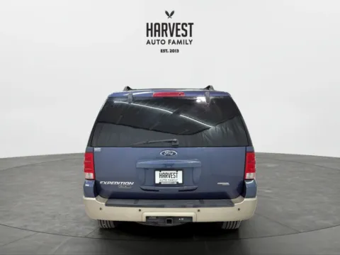 More photos of 2005 Ford Expedition Eddie Bauer Sport Utility 4D at Harvest Auto Family, NE