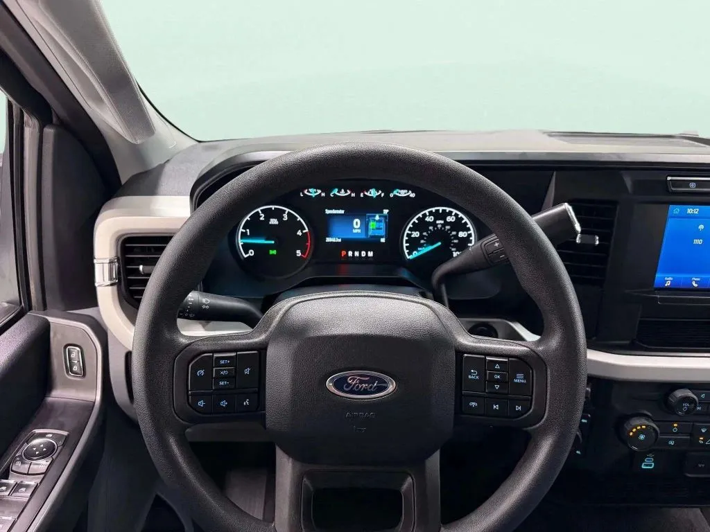 2024 Ford F-250 photo 26