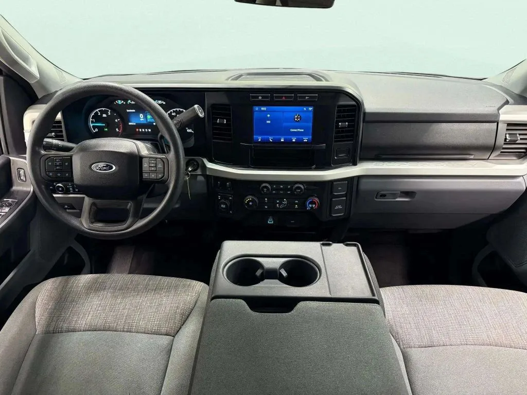 2024 Ford F-250 photo 24