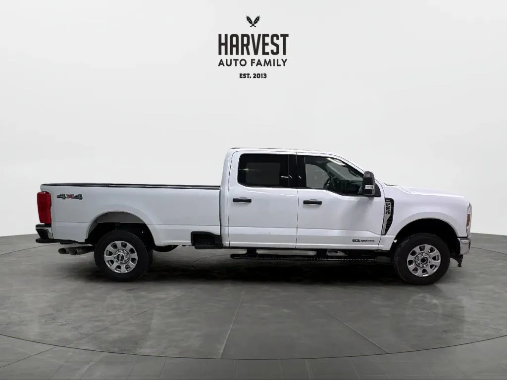 2024 Ford F-250 photo 13