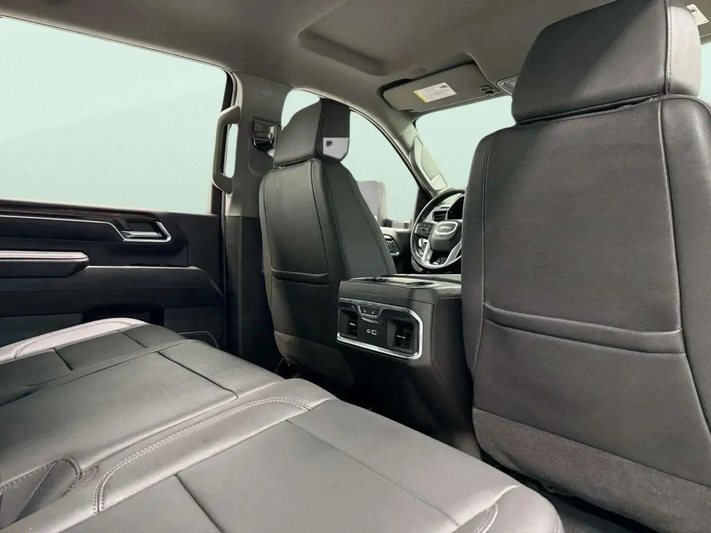 2024 Gmc Sierra 2500 HD SLT photo 18