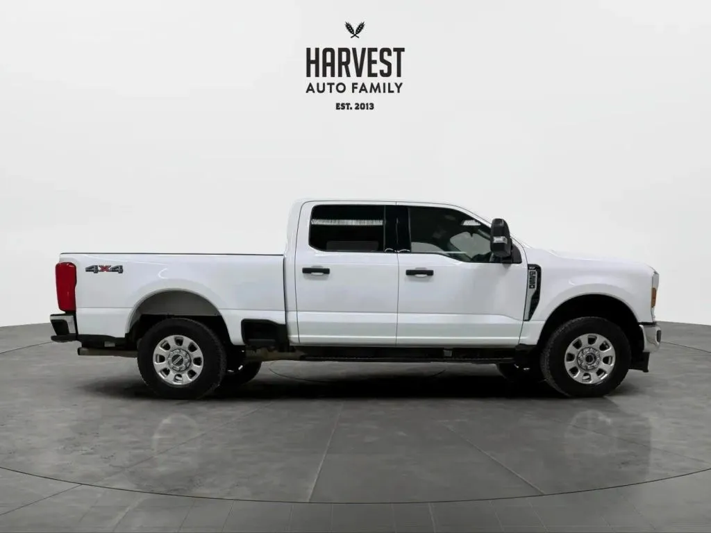 2024 Ford F-250 photo 11
