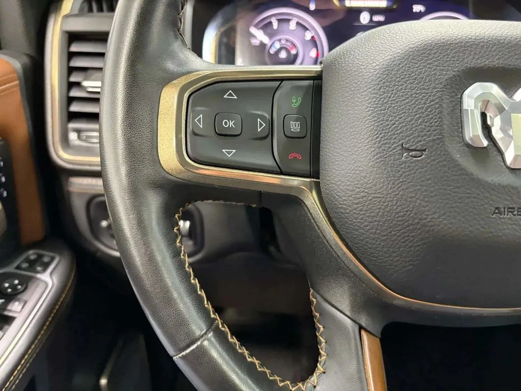2024 Ram 3500 Longhorn photo 33