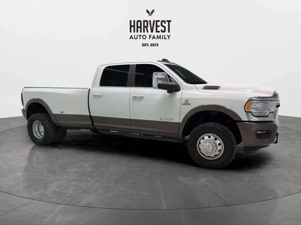 2024 Ram 3500 Longhorn photo 26