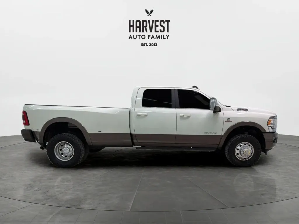 2024 Ram 3500 Longhorn photo 15