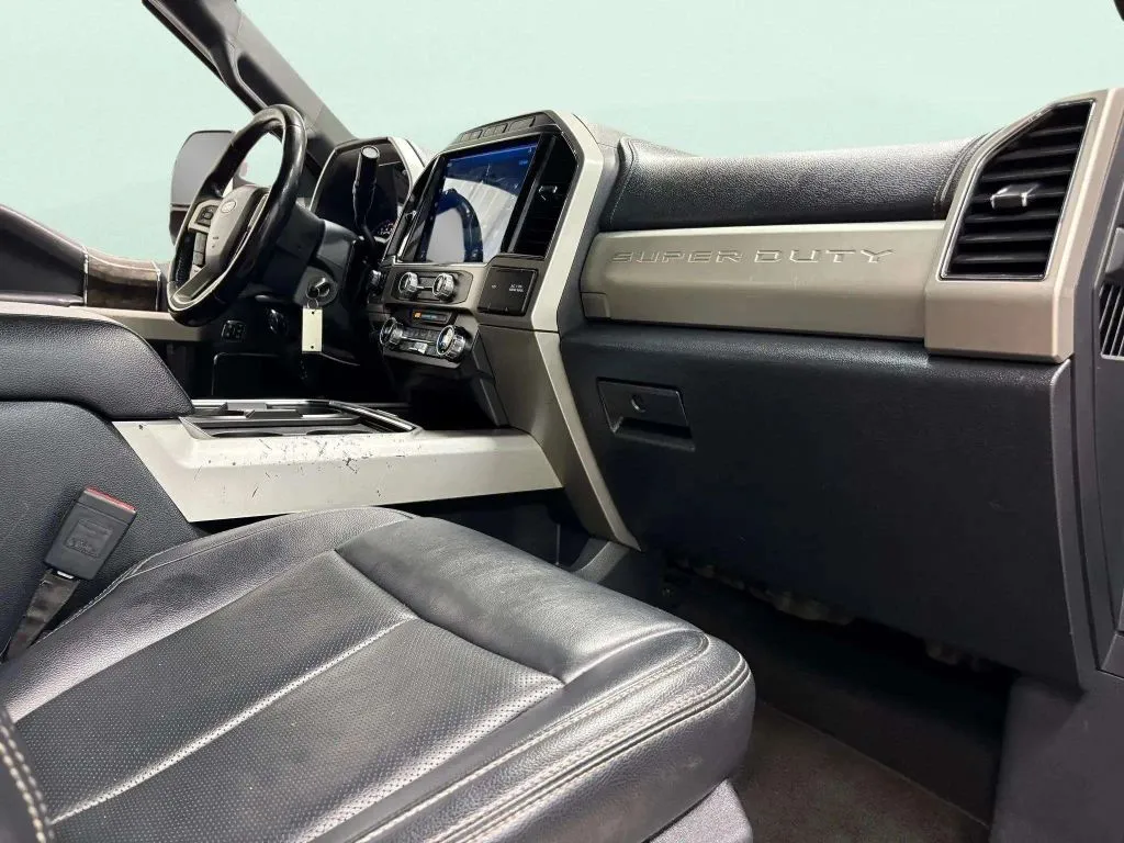 2022 Ford F-250 photo 16