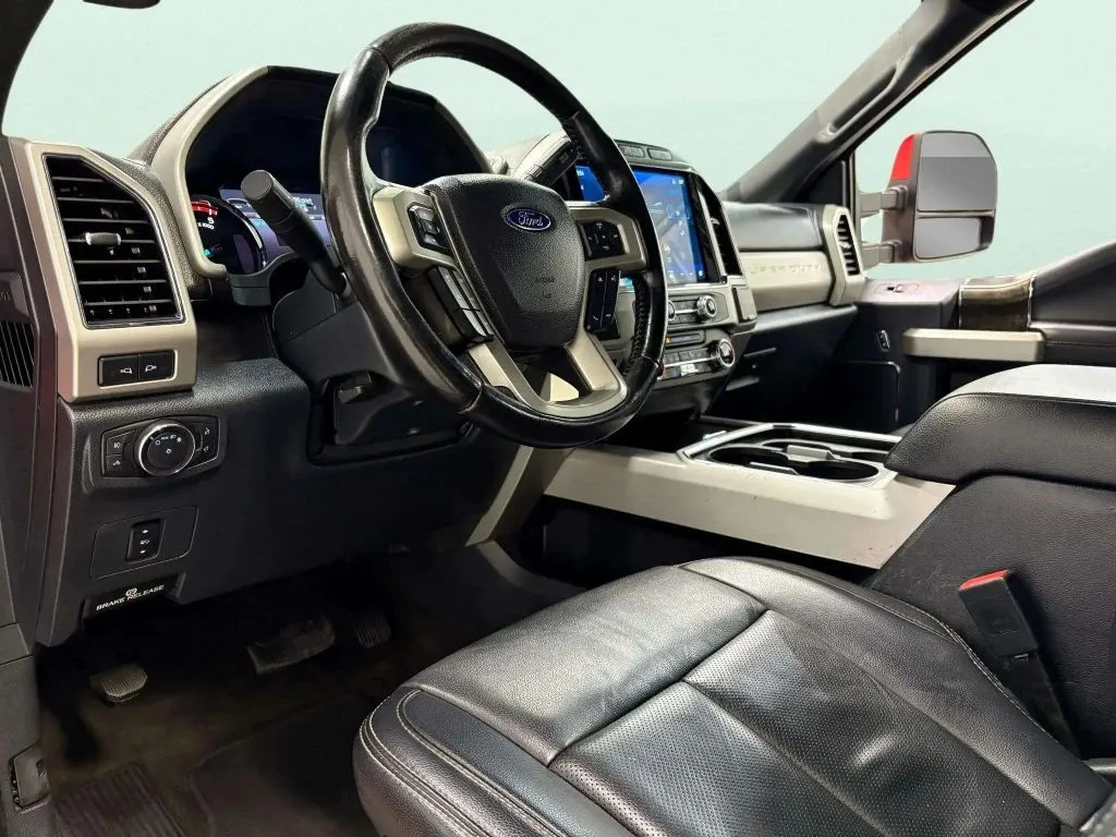 2022 Ford F-250 photo 25