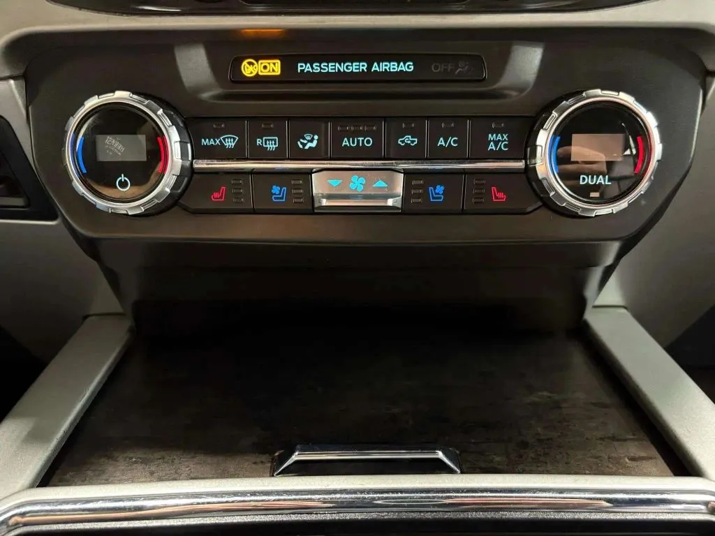 2022 Ford F-250 photo 30
