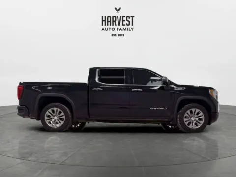 More photos of 2020 GMC Sierra 1500 Crew Cab Denali Pickup 4D 5 3/4 ft at Harvest Auto Family, NE