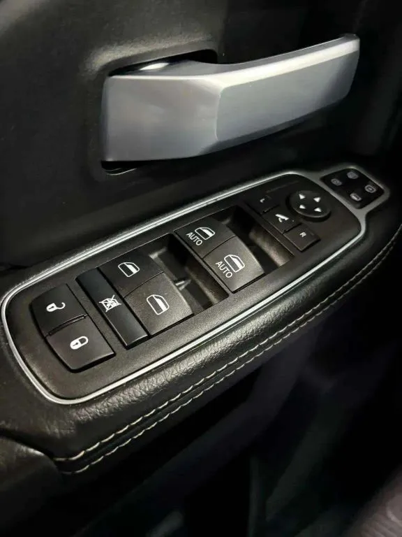 2024 Ram 2500 Big Horn photo 16