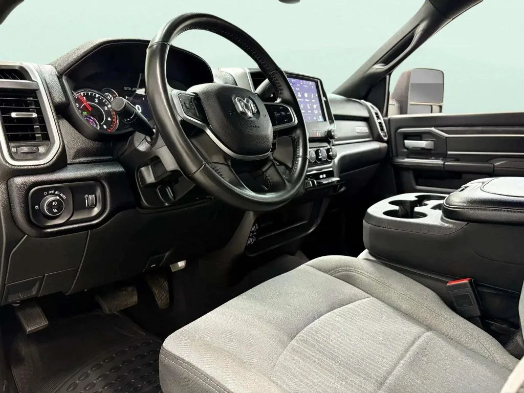 2024 Ram 2500 Big Horn photo 12