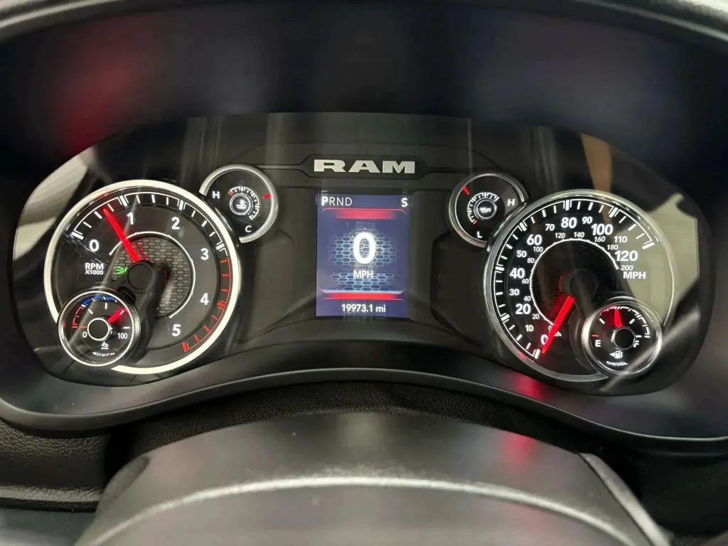 2024 Ram 2500 Big Horn photo 6